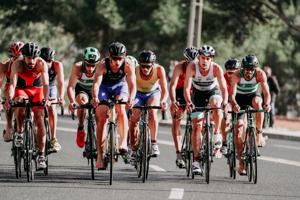 Como Aperfeiçoar sua Técnica de Ciclismo: 7 Dicas Práticas